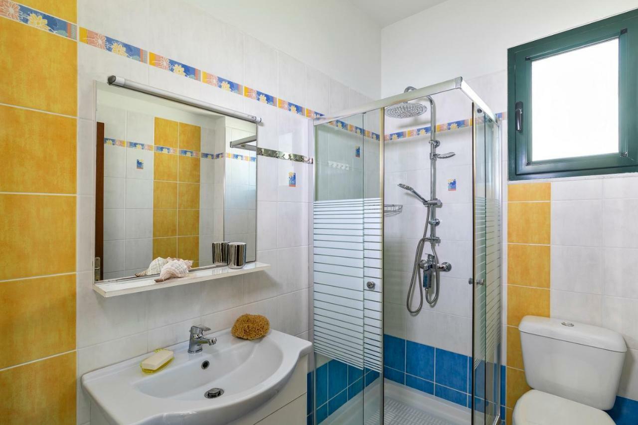 House Almyra Villa Lakhania Ngoại thất bức ảnh